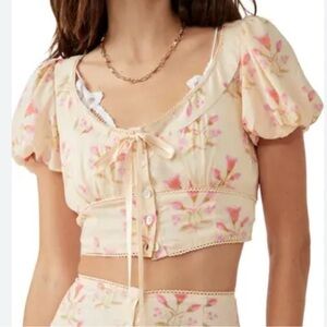 ⭐️ NWT Free People Crop top